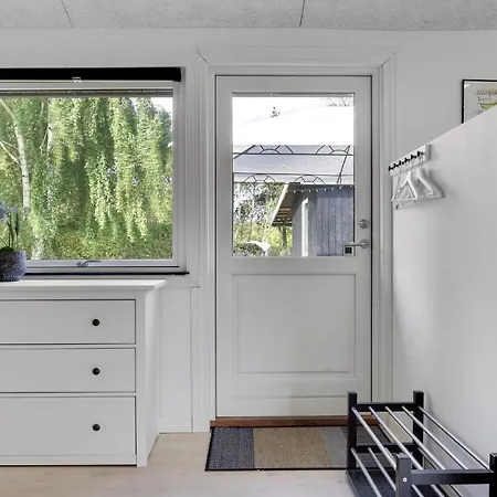 Awesome Home In Rodby With Wifi